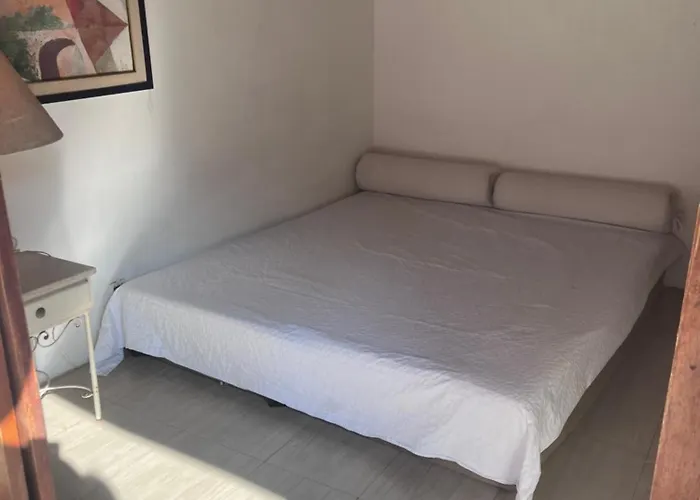 Linda Suite Com Banheiro,Em Casa De Vila Rio de Janeiro